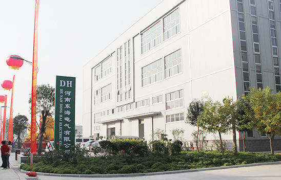 土耳其客戶(hù)訂購(gòu)的1000件汽車(chē)減震器裝箱完畢準(zhǔn)備發(fā)貨